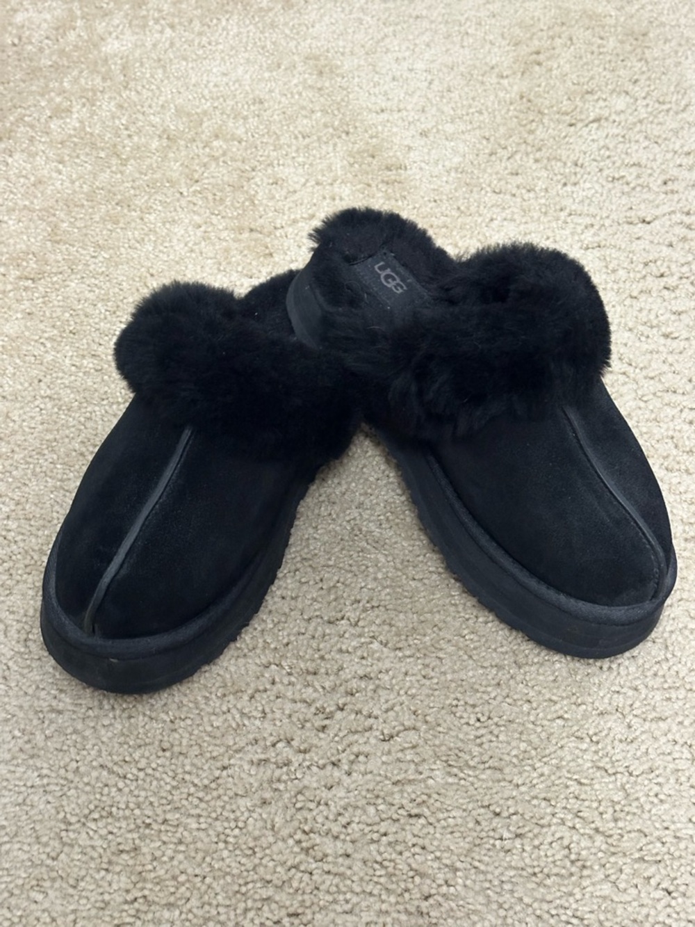 UGG Disquette Suede Slippers Size 9 in Black VGUC - Picture 2 of 11
